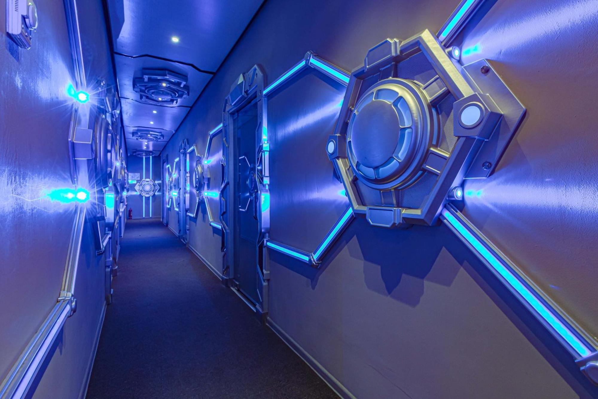 Capsule hotel Caps Lock Future